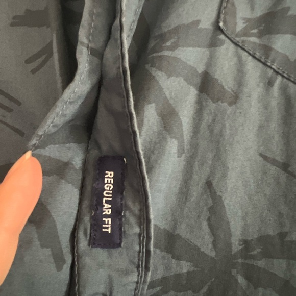 Chubbies The Breeze Friday Shirt - Picture 7 of 10